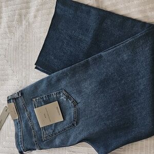 Hudson Rosie High-Rise Wide Leg Ankle Raw Edge Jeans- Size:31:Color: Uptown